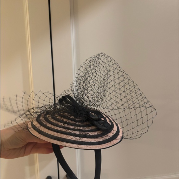 Chic Black and Pink Fascinator - Picture 2 of 5